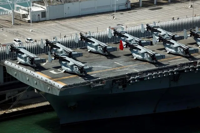 Nhật Bản quyết mua tàu đổ bộ khổng lồ đối đầu Trung Quốc ảnh 6