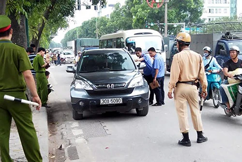 Hé lộ nguyên nhân bắt Phó ban tổ chức quận ủy Cầu Giấy ảnh 1
