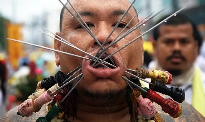 Đừng sốc: Đây chỉ là hình ảnh những tín đồ xỏ khuyên kì dị ảnh 15