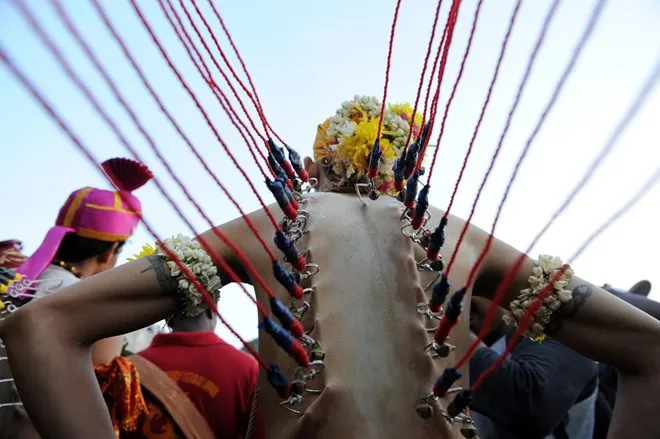 Đừng sốc: Đây chỉ là hình ảnh những tín đồ xỏ khuyên kì dị ảnh 17