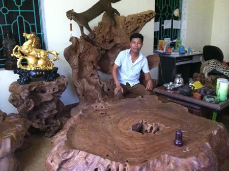 Choáng ngợp với bộ gỗ gù hương của dân chơi Thái Bình ảnh 2