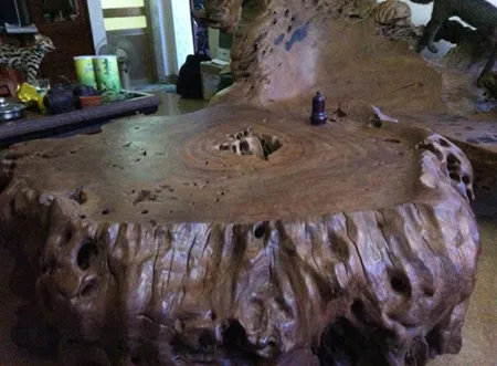 Choáng ngợp với bộ gỗ gù hương của dân chơi Thái Bình ảnh 5