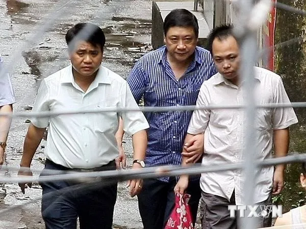 Điều tra người tung tin đồn thất thiệt vụ khống chế con tin ảnh 1