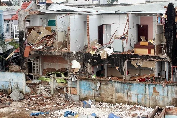 Tìm thấy hai thi thể trong vụ nổ xưởng hóa chất ở TP. Hồ Chí Minh ảnh 1