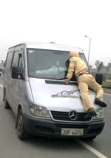 Văn hóa giao thông và đạo đức người lái xe ảnh 1