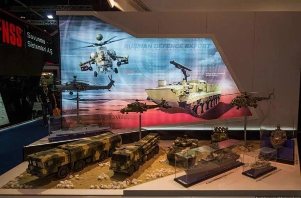 Chiêm ngưỡng vũ khí tối tân Nga chào bán tại UAE ảnh 4
