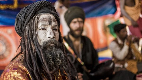 Rùng rợn bộ tộc ăn thịt người ở Ấn Độ ảnh 4