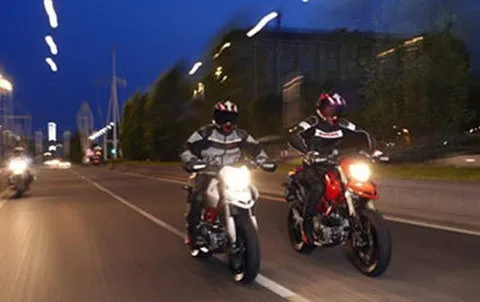 Sử dụng đèn chiếu xa trong thành phố phạt thế nào? ảnh 2