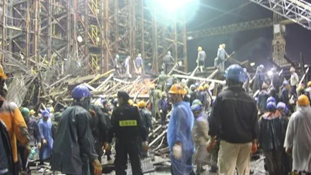 Hiện trường vụ sập dàn giáp tại Formosa làm 13 người chết, 29 người bị thương. 