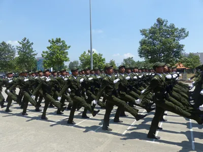 Hàng nghìn cảnh sát luyện tập cho Lễ diễu binh ngày 30/4 ảnh 10