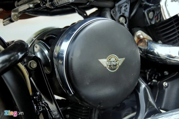 Sửng sốt với môtô tự chế 'cực độc' của thợ xe Sài Gòn ảnh 5