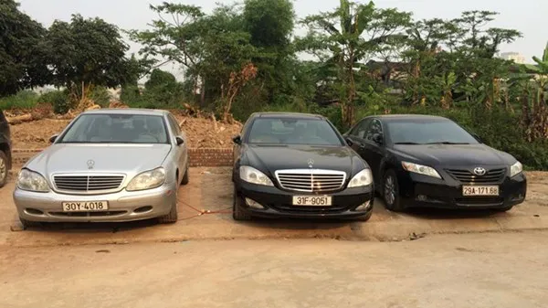 Thu giữ siêu xe Lamborghini dùng giấy tờ giả của đại gia phố núi ảnh 6