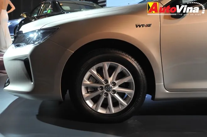 Ngắm chi tiết Toyota Camry 2015 vừa ra mắt ảnh 7