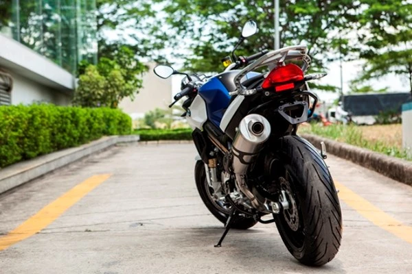 Cận cảnh 'xế nổ' BMW F800R hơn 500 triệu đồng ảnh 4