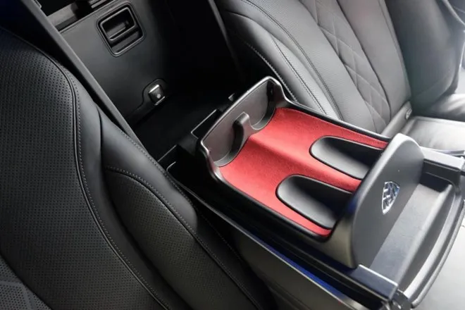 Mercedes Maybach S600 giá 9,669 tỷ đồng vừa về VN có gì? ảnh 6