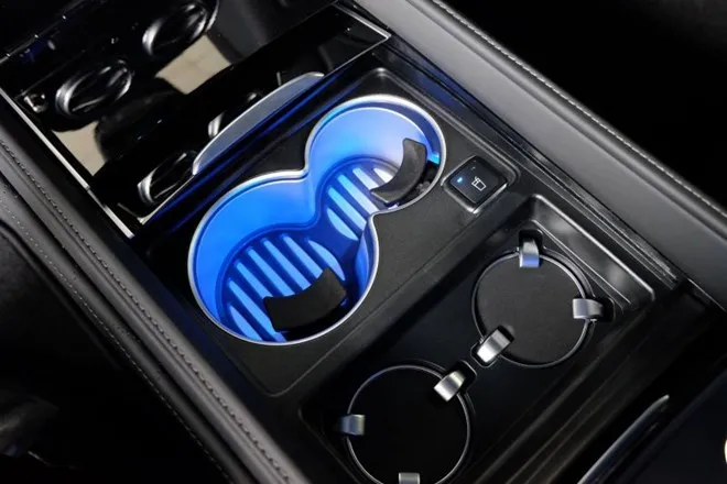 Mercedes Maybach S600 giá 9,669 tỷ đồng vừa về VN có gì? ảnh 8