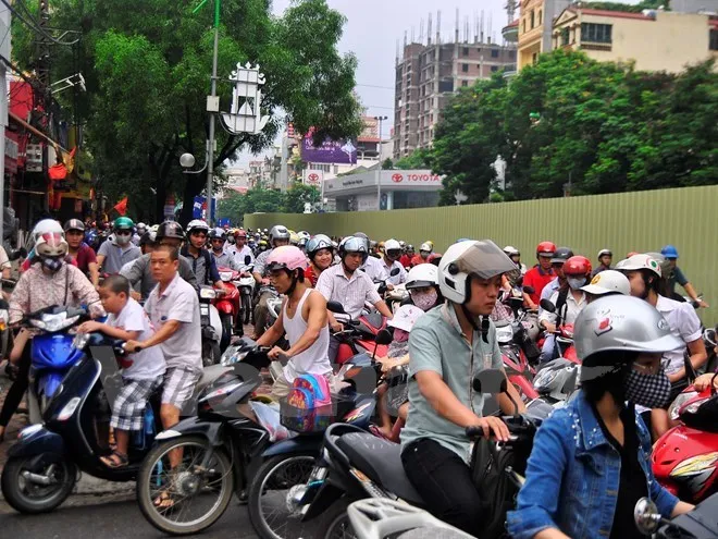 Xem xét đề nghị dừng thu phí sử dụng đường bộ đối với xe môtô ảnh 1 Xem xét đề nghị dừng thu phí sử dụng đường bộ đối với xe môtô ảnh 1