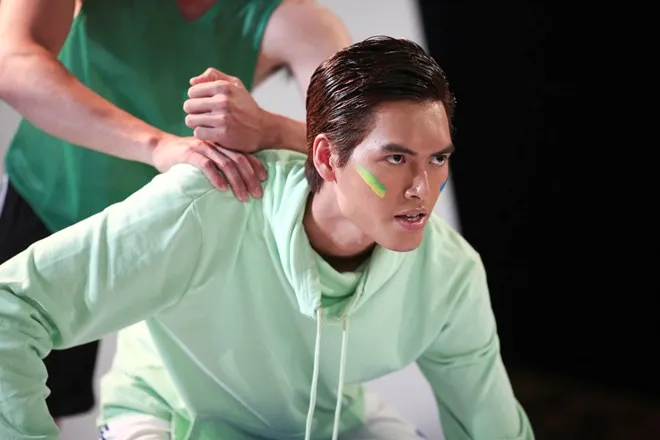 Hai thí sinh cao “khủng” nhất Vietnam's Next Top Model 2015 ảnh 1