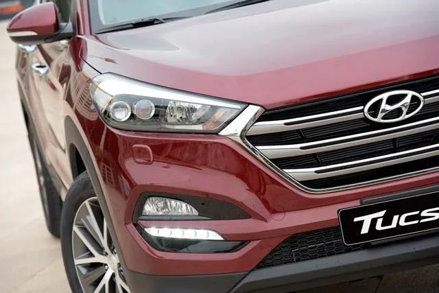 Hyundai Tucson 2016 ra mắt, lịch lãm hơn SantaFe, giá 925 triệu ảnh 4