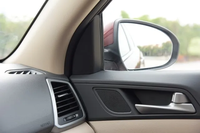 Hyundai Tucson 2016 ra mắt, lịch lãm hơn SantaFe, giá 925 triệu ảnh 6