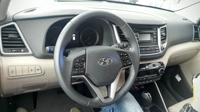 Hyundai Tucson 2016 ra mắt, lịch lãm hơn SantaFe, giá 925 triệu ảnh 11