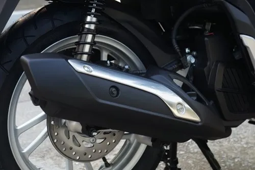Cận cảnh Honda SH mới khởi động như ô tô ảnh 9 Cận cảnh Honda SH mới khởi động như ô tô - ảnh 8