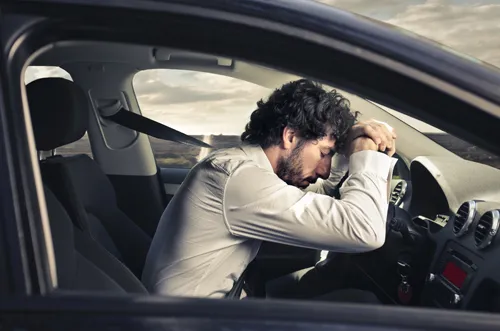 Những lưu ý quan trọng khi lái xe đường dài ảnh 1