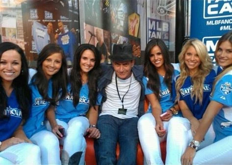 Tài tử nhiễm HIV bị tố 'nghiện sex' và qua đêm 5.000 phụ nữ - ảnh 2