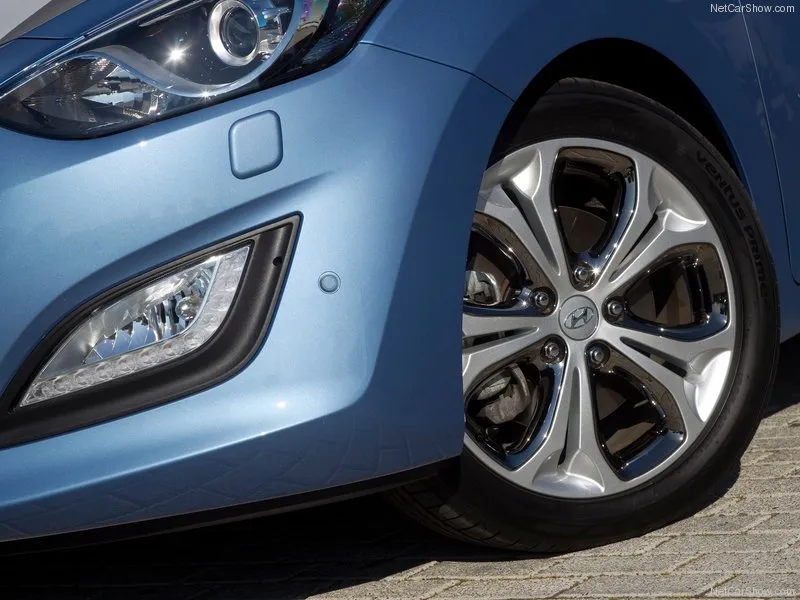 Lốp xe Hyundai i30 Kinh nghiệm lần đầu mua xe ô tô ảnh 2