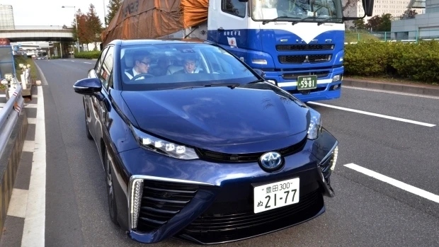 Sang Nhật càng xấu hổ cho kiểu lái ôtô Việt Nam ảnh 2