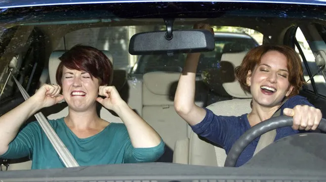 6. Có khoảng 90% người hát khi đang điều khiển xe.