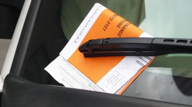 9. Một đại gia người Thụy Điển đã bị phạt 1 triệu USD do đi 290 km/giờ trên một tuyến đường tại Thụy Sĩ. Số tiền phạt đắt nhất thế giới này được đặt ra theo một phép tính theo tỉ lệ thuận với thu nhập.