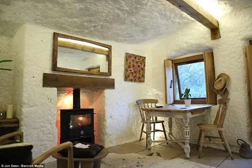 Giám đốc chi 2 tỷ mua hang động để… làm nhà - ảnh 9