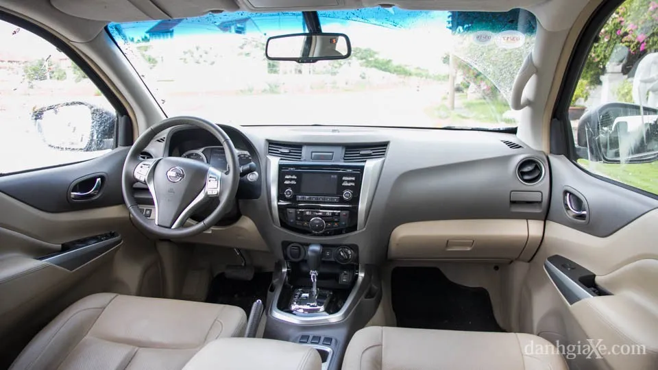 Điểm mặt bảy “tay đua” phân khúc xe bán tải trong năm 2016 ảnh 13