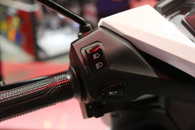  Đánh giá chi tiết và hình ảnh Honda Winner 150 ảnh 11