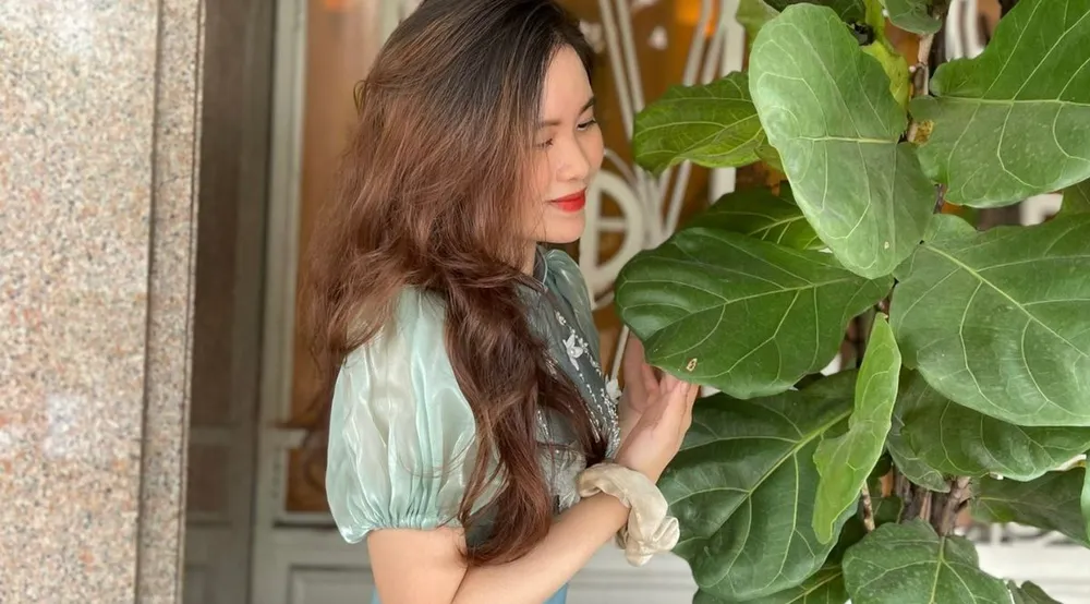 Tác giả Phạm Trần Dạ Thảo. Tác giả Phạm Trần Dạ Thảo.