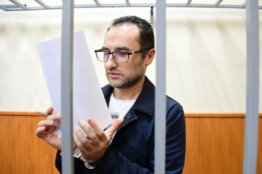 Bị cáo người Mỹ vụ hối lộ trợ lý cựu Phó Thủ tướng Nga lãnh thêm án vì tội gián điệp.jpg