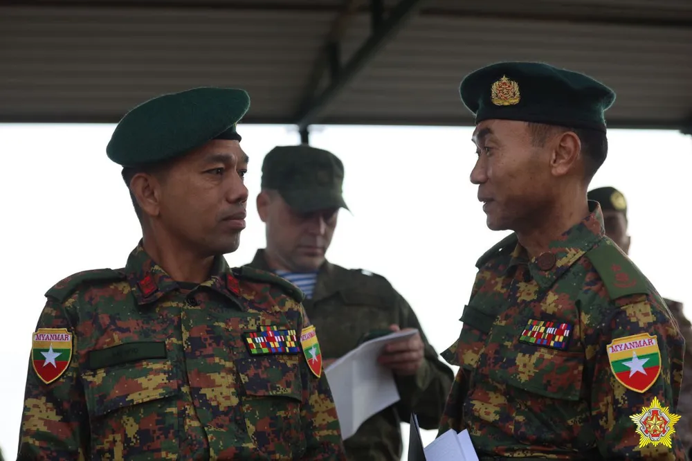 quan sát viên quốc tế tại tập trận Zapad-2025_Myanmar.jpg