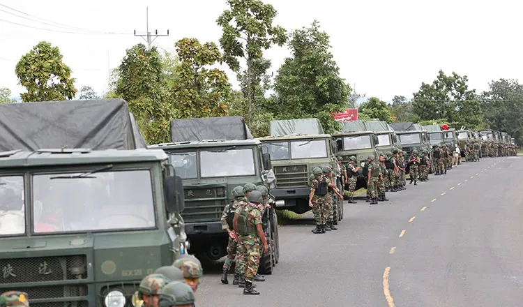 0311 Thái Lan, Campuchia rút vũ khí hạng nặng khỏi biên giới.jpg