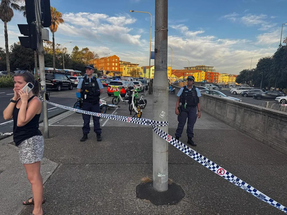 1412 Xả súng, âm mưu đánh bom nhắm vào người Do Thái ở Úc, 10 người chết_4.jpg