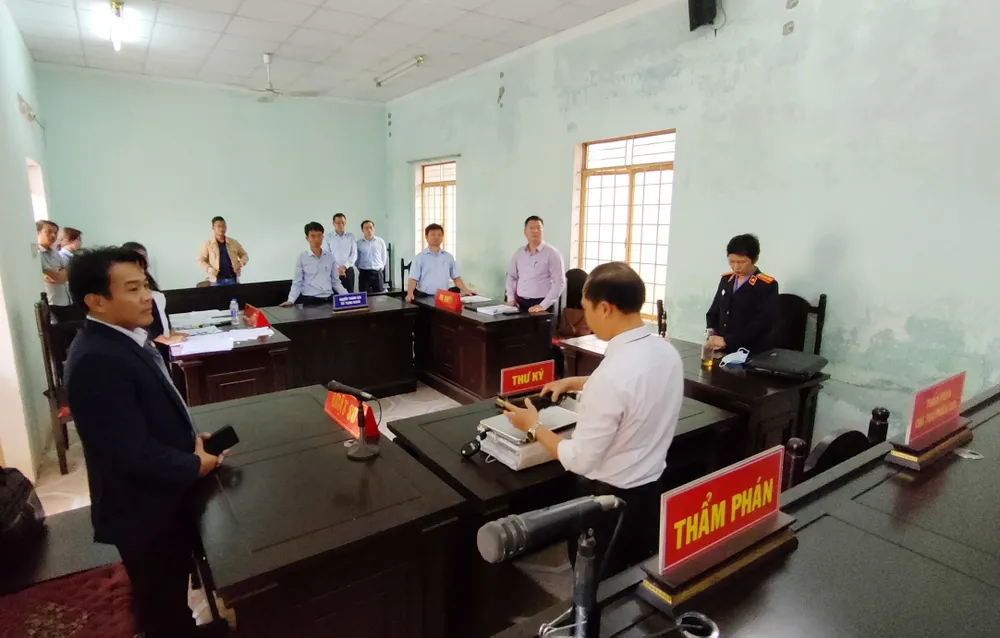 Phiên tòa phúc thẩm. Ảnh: LK.