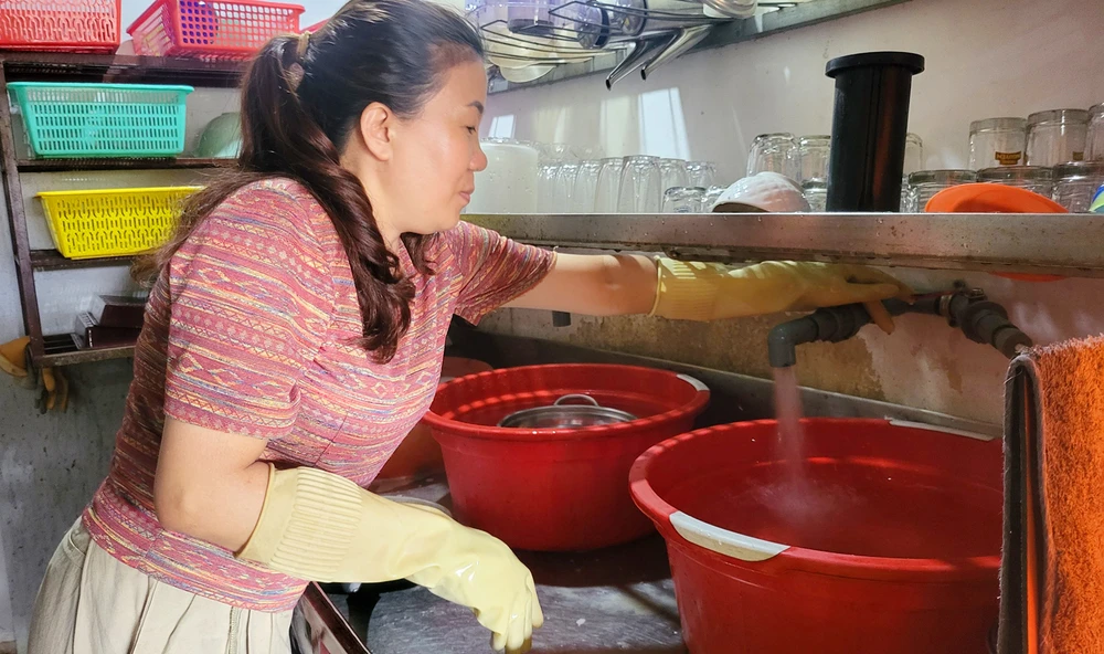 Vu-cong-ty-cap-nuoc-chu-se-thong-bao-ngung-cap-nuoc 3.jpg