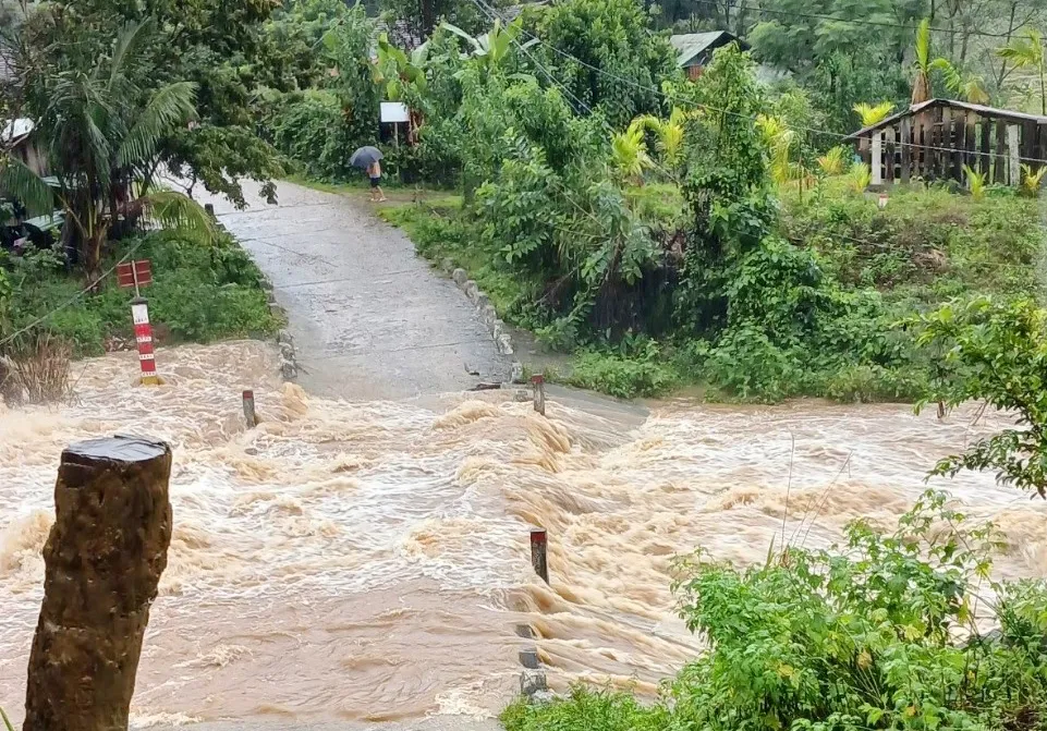 Mưa gây ngập Kon Plông