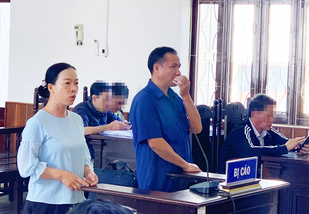 Tham ô tiền mai táng