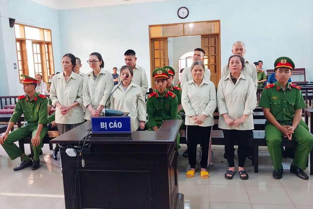 Các bị cáo tại phiên tòa. Ảnh: LK Hoạt động chống phá nhằm lật đổ chính quyền, TAND tỉnh Gia Lai tuyên án