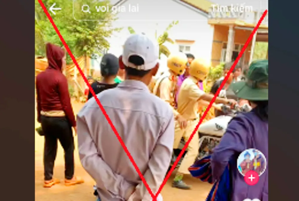 Hình ảnh sai sự thật được đăng tải trên Tik Tok. Ảnh: Cắt từ clip Đăng tải thông tin sai sự thật về CSGT vô buôn làng bắt xe ở Gia lai lên tik tok