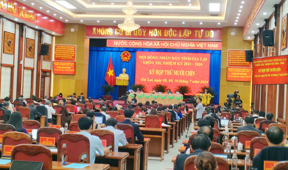 Kỳ họp HĐND tỉnh Gia Lai. Ảnh: LK. Chất vân tại kỳ họp HĐND tỉnh Gia Lai