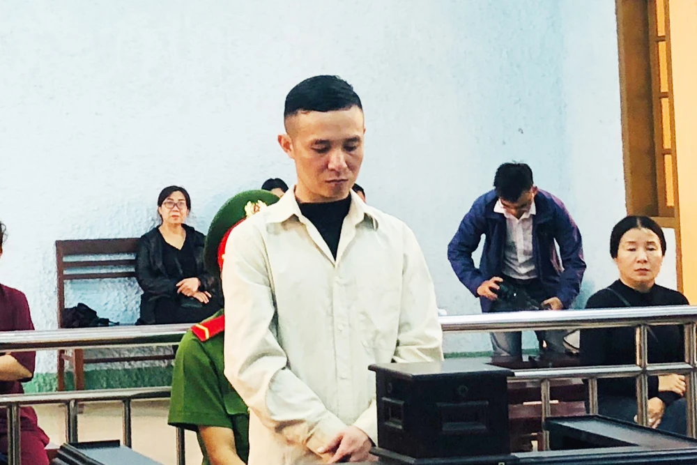 Bị cáo Đinh Tiến Bình. Ảnh: TD Vụ tai nạn khiến 3 thành viên CLB HAGL tử vong