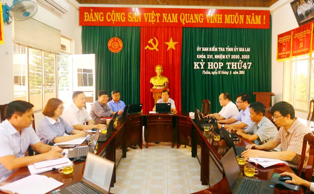 UBKT Tỉnh ủy Gia Lai tổ chức kỳ họp thứ 47. Ảnh: Đăng Vũ. UBKT Tỉnh ủy Gia Lai kỷ luật khiển trách Trưởng Công an tp Pleiku