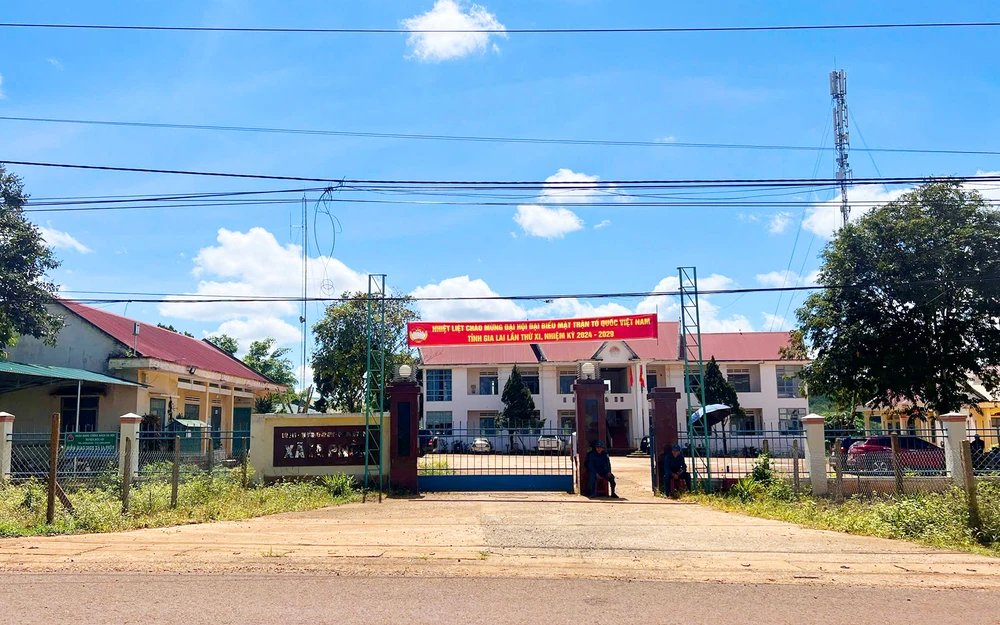 Lựu đạn phát nổ khiến một dân quân tự vệ tử vong